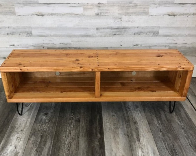 2Sec TV Stand