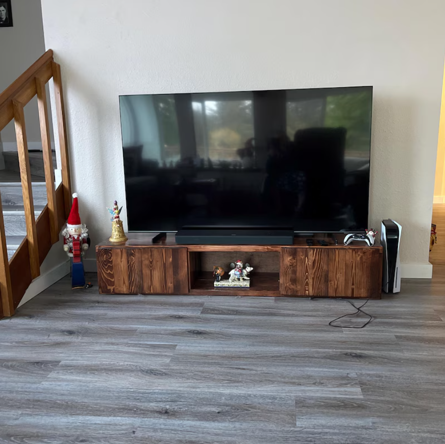 3Sec TV Stand with Doors