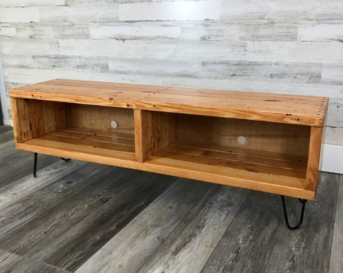 2Sec TV Stand