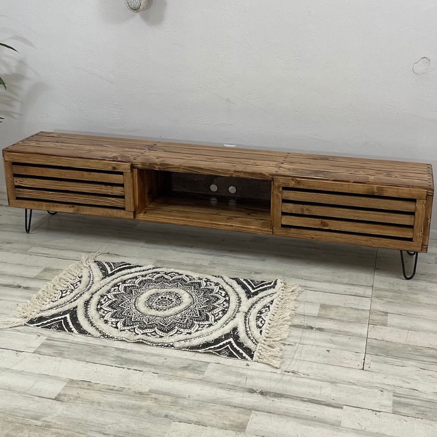 3Sec TV Stand with Modern Doors