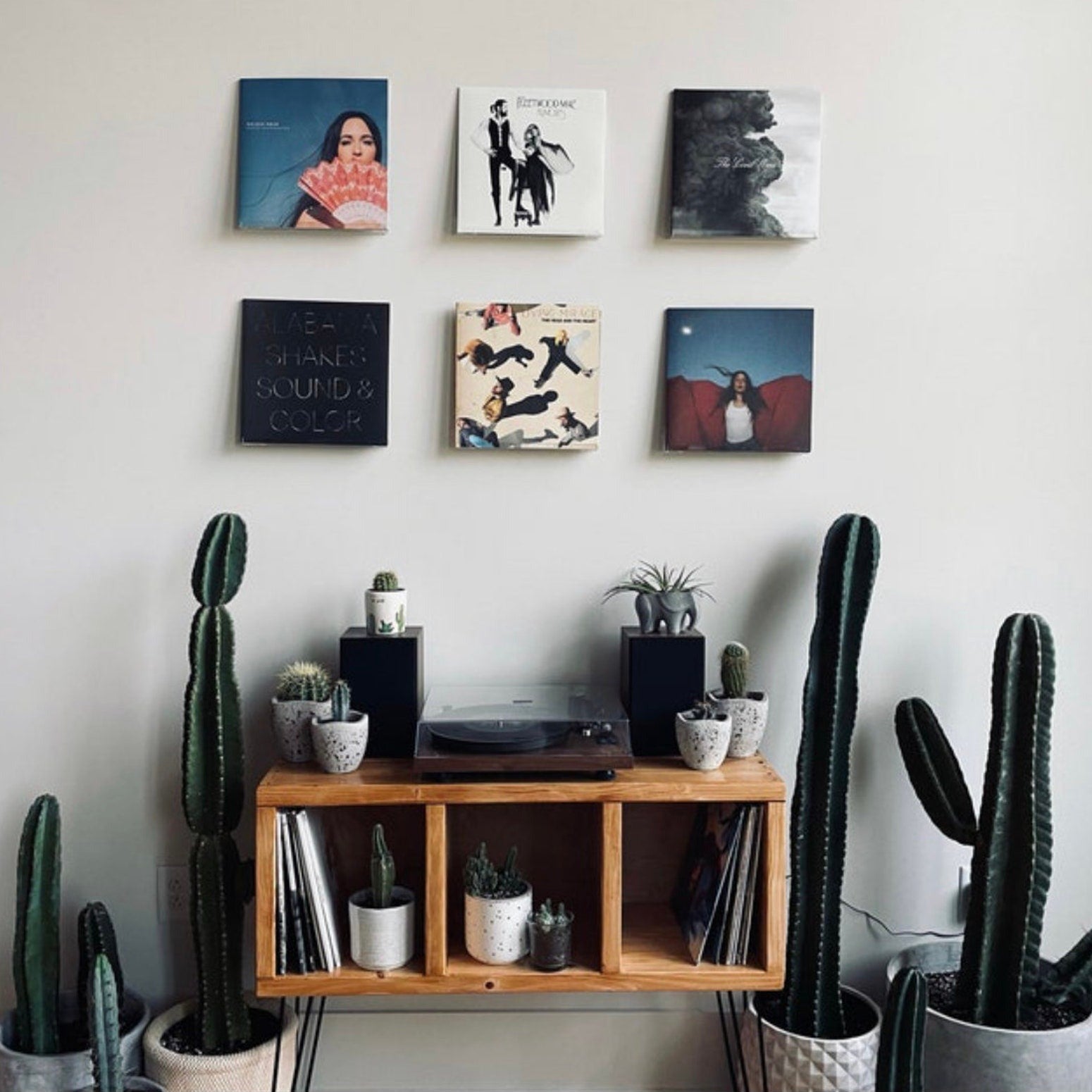 VINYL RECORD HOLDER, Vinyl Record Storage, Record Player Stand, Hi fi, Cube Storage, Media Console
