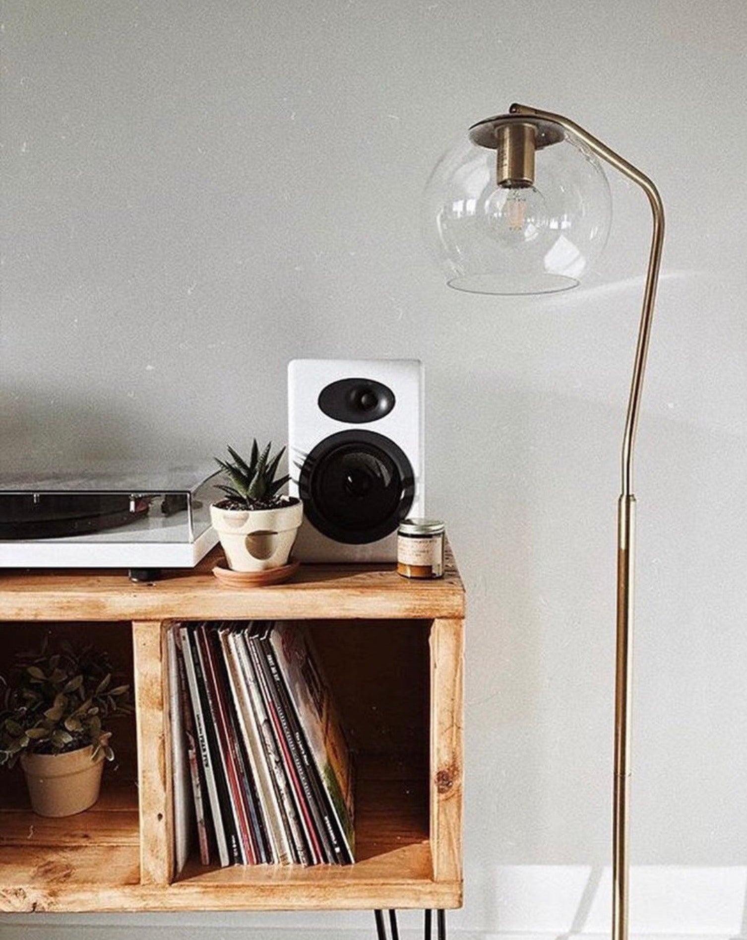 VINYL RECORD HOLDER, Vinyl Record Storage, Record Player Stand, Hi fi, Cube Storage, Media Console