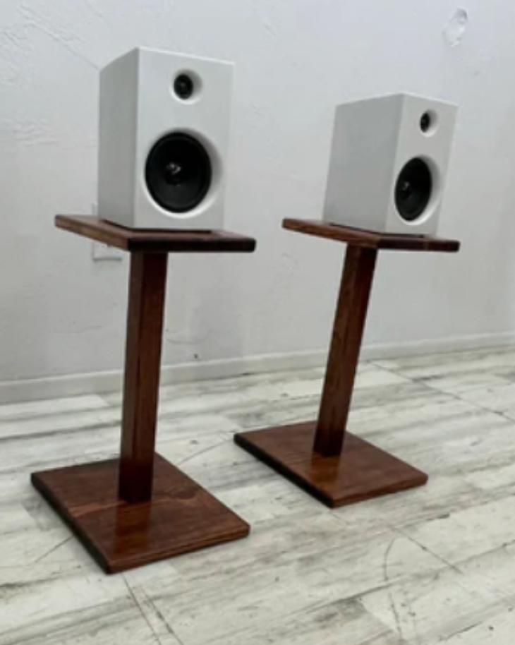 Custom Speaker Stands: Michael
